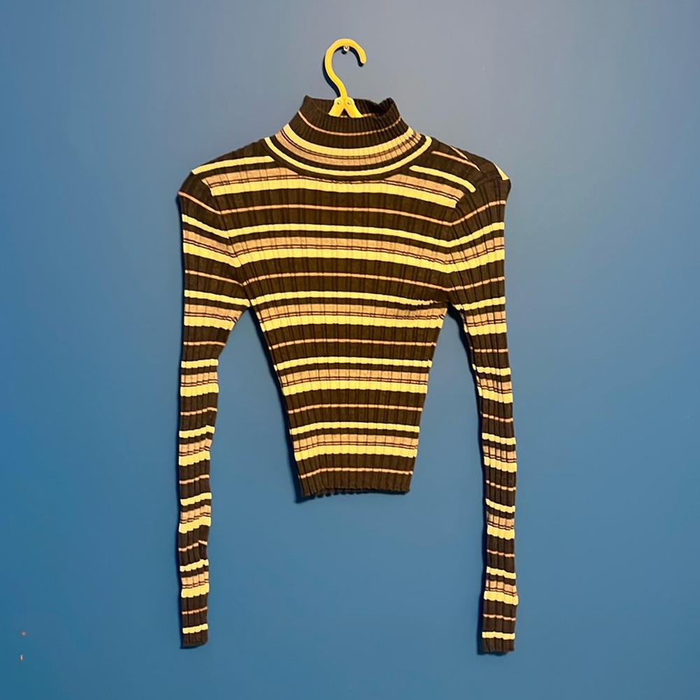 Ribbed Turtleneck